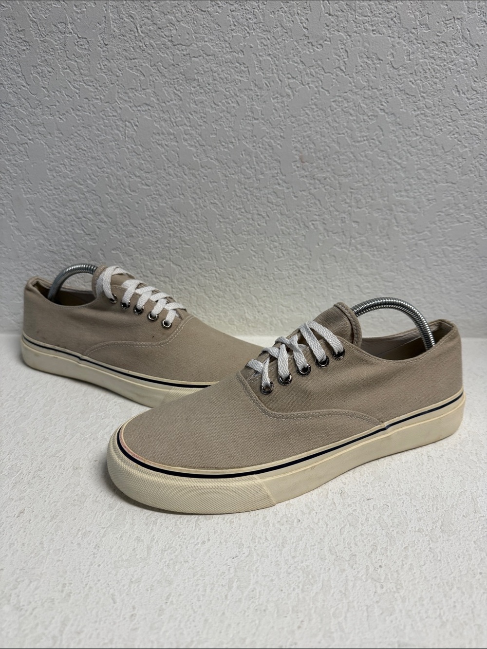 Sperry Men’s Taupe Tan Canvas Low-Top Sneakers 9